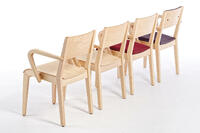 Eine Stuhlreihe kann aus Bonn AL gebildet werden