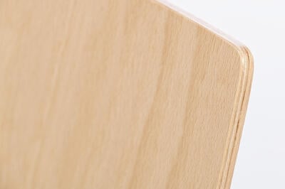 Die Verarbeitung der Rückenlehne userer Schalenstühle Alaska AL SP ST mit Schreibtablar