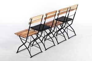 Benötigen Sie für Ihren Anlass mit einigen Besuchern eine unkomplizierte Sitzmöglichkeit so sind diese Stühle hierfür perfekt geeignet