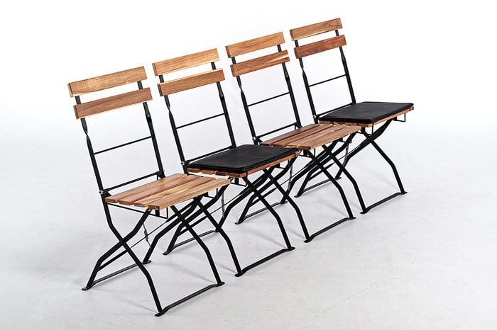 Für Ihre Veranstaltung mit vielen Gästen bieten diese Stühle eine zuverlässige Sitzgelegenheit