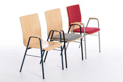 Die Stuhlmodelle der Arizona Serie können miteinander kombiniert werden