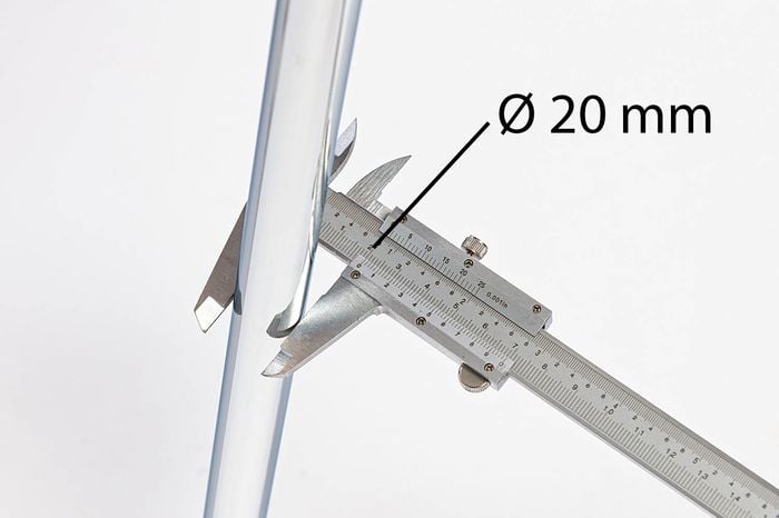 Das stabile Gestell des gepolsterten Armlehnenstuhl Arizona AL SP RP hat einen Durchmesser von 20 mm