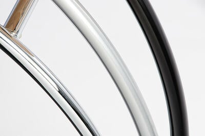 Verschiedene Gestellfarben können ausgewählt werden