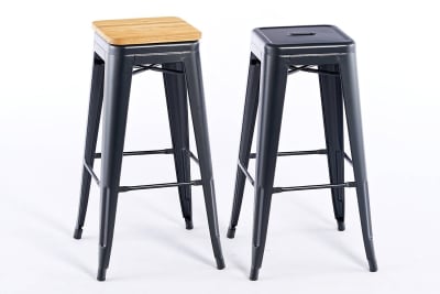 Stapelbare Barhocker im Industrie-Look (Tolix Style)