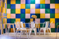 Die Metallstühle Bronx in weiß