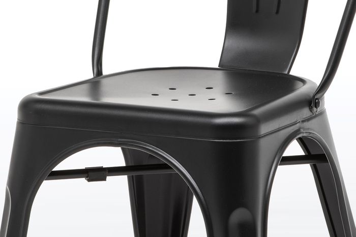 Die Industrie Design Stühle Bronx kännen bis zu 10 Stück übereinander gestapelt werden und sind dadurch sehr flexibel und platzsparend einsetzbar