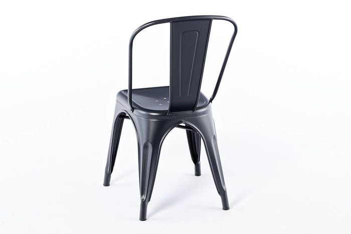 Die auffallende Formgebung dieser Stühle ist perfekt für Ihren besonderen Auftritt geeignet