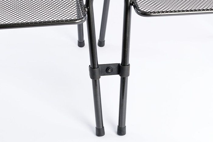Für diese Stühle stehen Ihnen selbstverständlich zuverlässige Reihenverbinder aus hochwertigem Kunststoff zur Verfügung