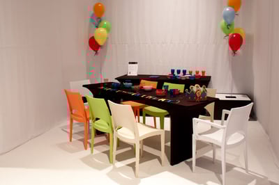 Unsere robusten Kunststoffstühle Denver in verschiedenen Farben