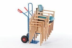 Mit der Stuhlkarre können unserer Dresden AL bequem transportiert werden Mit der Stuhlkarre können unserer Dresden AL bequem transportiert werden