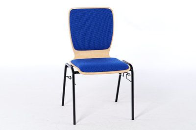 Gepolsterte Konferenzstühle