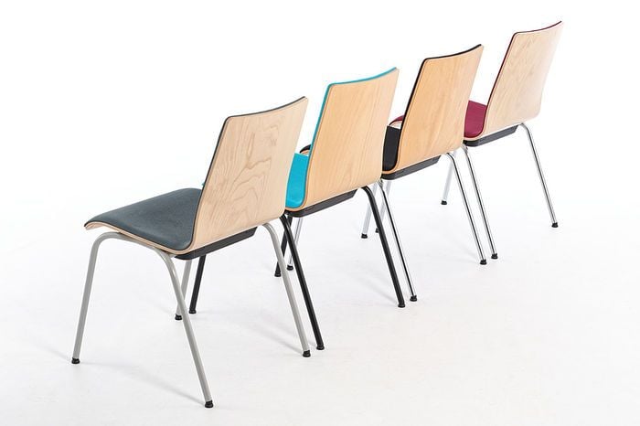 Unsere Havanna Stühle können mit verschiedenen Gestellfarben konfiguriert werden