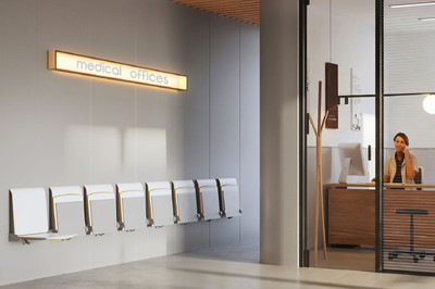 Die klappbaren Wandsitze Heidelberg eignen sich für Wartebereiche