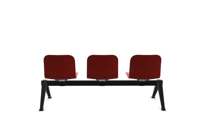 Die Traversenbänke Helgoland können auch mittig im Raum gestellt werden