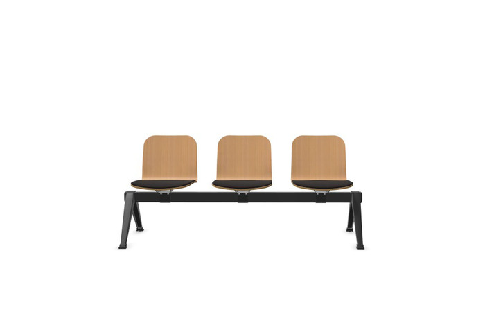 Die Traversenbänke passen in jedes Ambiente