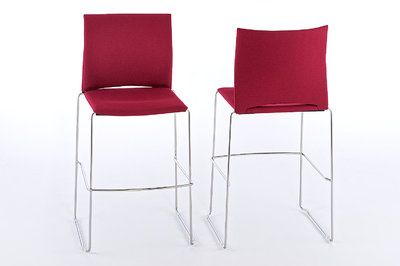 Barhocker stapelbar mit Sitz- & Rückenpolster