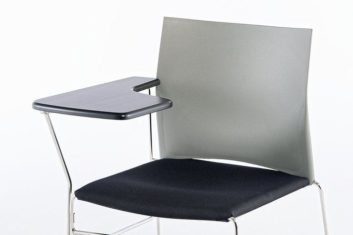 Der komfortable Konferenzstuhl ermöglicht die hochwertige Bestuhlung von Veranstaltungen