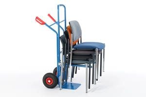 Mit der Stuhlkarre können die Island Stühle transportiert werden Mit der Stuhlkarre können die Island Stühle transportiert werden