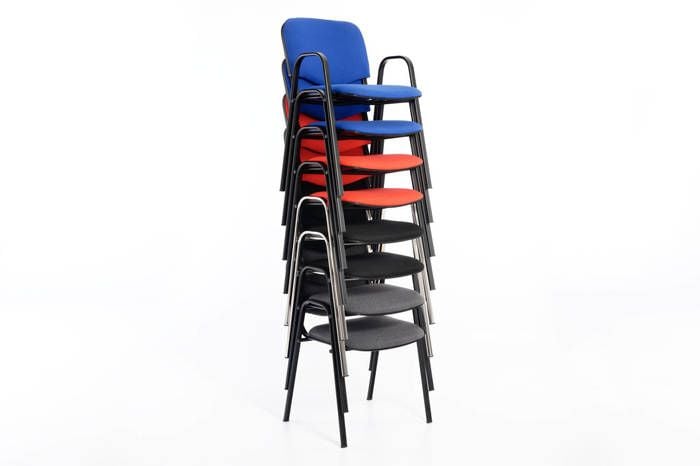 Die Iso-Stühle gibt es mit verschiedenen Gestellen