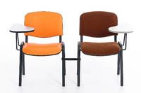 Auch mit dem Iso Plus ST sind feste Stuhlreihen möglich