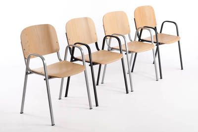 Als Wartestühle sind die Iso HO AL auch geeignet