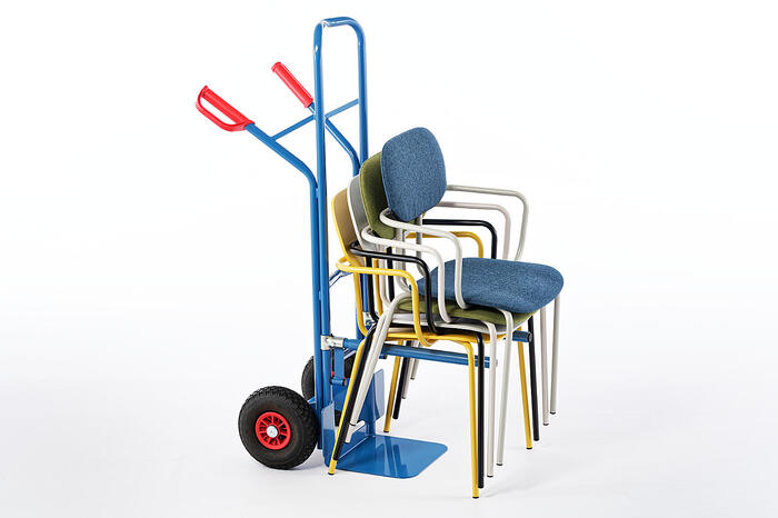 Ein einfacher Transport ist mit der Stuhlkarre möglich