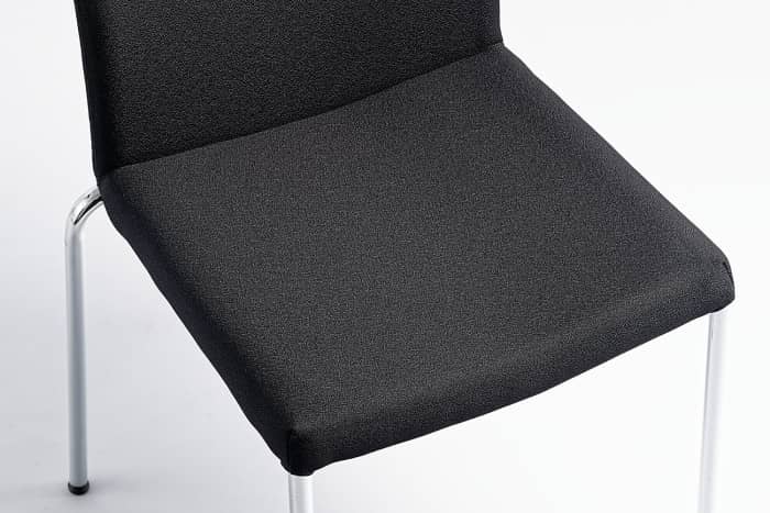 Die Sitzfläche ist sehr angenehm zum Sitzen