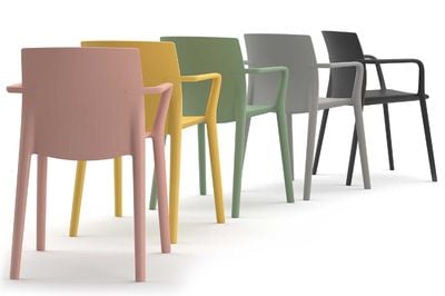 Die Armlehnenstühle Lurano AL sind in vielen Farben erhältlich