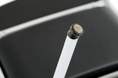 Als Gleiter können alternativ auch Filzgleiter gewählt werden