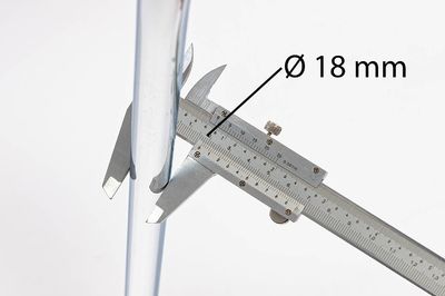 Unsere Armlehnenstühle mit Kunststoffsitzschale Mali AL haben ein Gestelldurchmesser von 18 mm