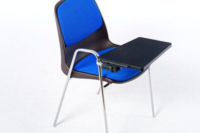 Der Tisch des Mali SP RP ST bietet großzügigen Platz