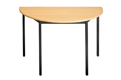 Unser Tisch Malibu Halbrund ist sehr stabil und robust