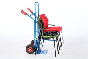 Mit der passenden Sackkarre ist der Manhatten schnell transportierbar Mit der passenden Sackkarre ist der Manhatten schnell transportierbar