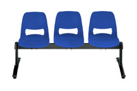 Die Mila Wartebank mit 3 Sitzschalen