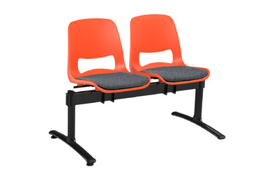 Die Mila Traversenbank mit 2 Sitzplätzen und Sitzpolsterung