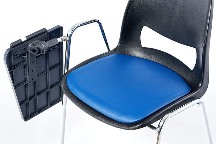 Als kunstlederbezogener Stuhl erfüllt der Mila SP ST auch hohe hygienische Anforderungen