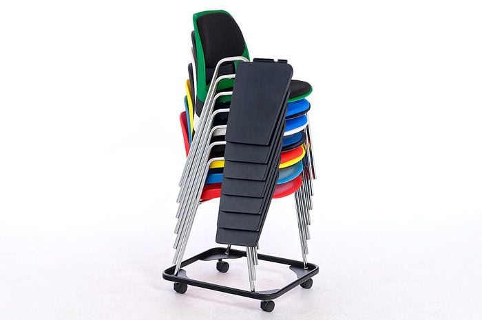 Günstige Kunststoffstühle mit Schreibtablar