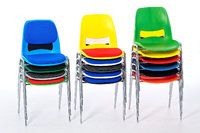 Charakteristikum der Mila-Stühle ist ihre Farbenvielfalt