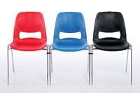 Stuhlreihen in farbenfroher Kombination sind möglich