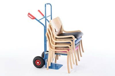 Mit der Stuhlkarre ist ein einfacher Transport möglich