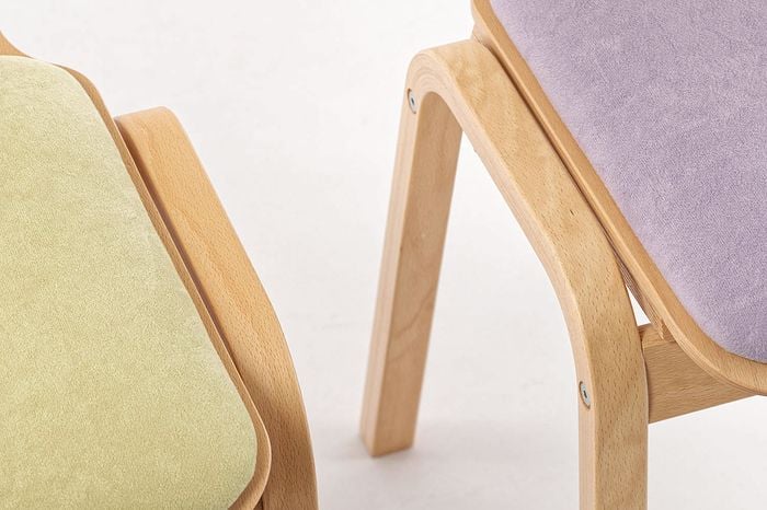 Die Oslo Stühle können auch ohne Verbinder gestellt werden
