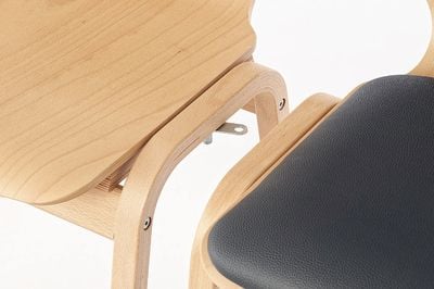 Optional können unsere Oslo Stühle mit Verbindern ausgestattet werden