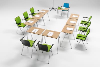 Die Oxford Tische werden gerne in Seminarräumen gestellt