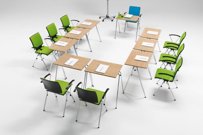 Die Oxford Tische werden gerne in Seminarräumen gestellt