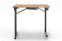 Unser kleiner quadratischer Klapptisch Palermo Quadrat ist sehr platzsparend