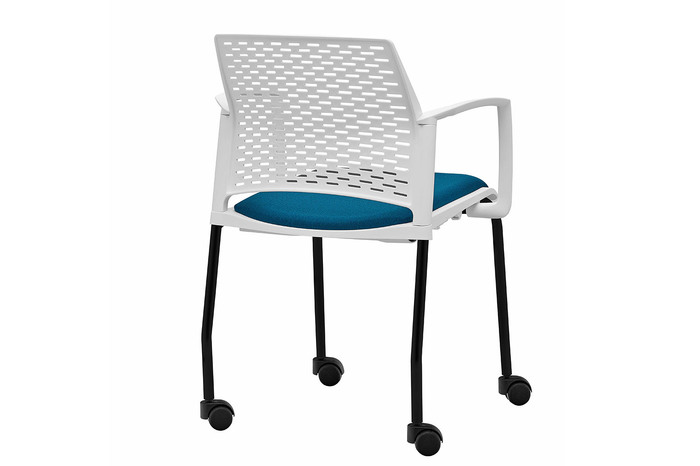 Bei unserem Kunststoffstuhl Paris AL SP stehen viele Farben und Variaten zur Auswahl