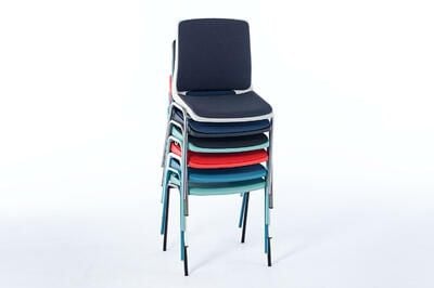 Design Stapelstühle mit Kunststoffsitzschale
