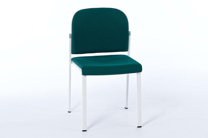Um den Sitzkomfort zu erhöhen ist die Sitzfläche leicht gebogen