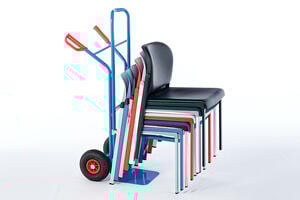 Die Stuhltransportkarre ist optional erhältlich Die Stuhltransportkarre ist optional erhältlich