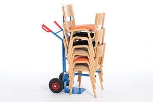 Die-Perth-SP-können-mit-der-Stuhlkarre-transportiert-werden